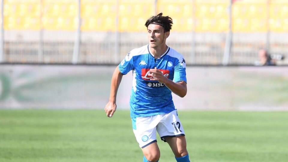 Eljif, İtalya'da yine manşetlerde!