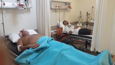 Komşularının hışmına uğradılar! Araya giren anne de yaralandı