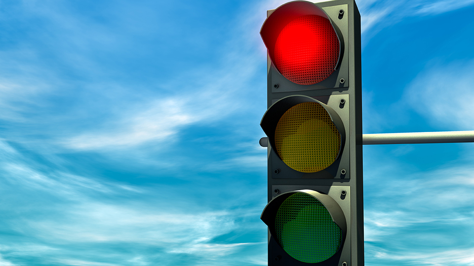 Yargıtay: Kırmızı ışıkta geçmek işten atılma nedeni