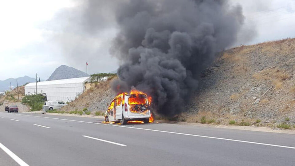 Çocuğunu hastaneye götürürken dehşeti yaşadı!