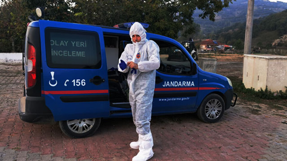 Kötü koku ekipleri alarma geçirdi, mahalle karantinaya alındı