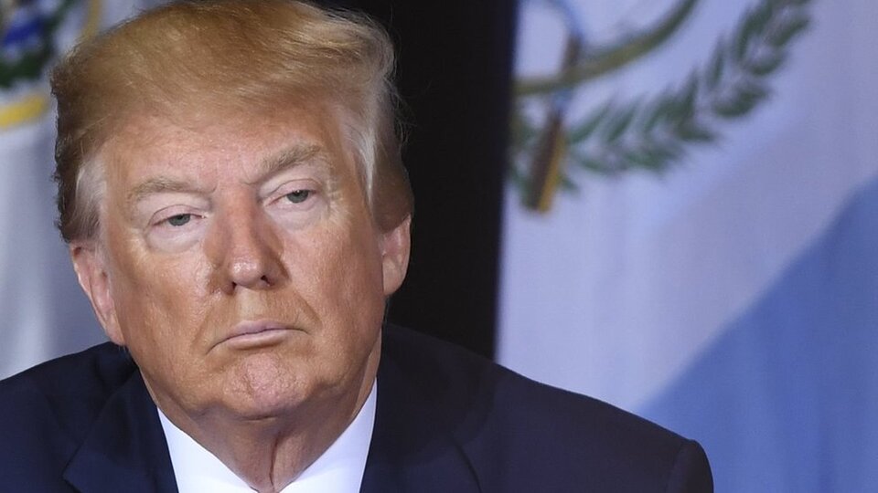 Trump'ın görevden alınma süreci: Görüşme dökümü, Ukrayna liderinden Biden için soruşturma istediğini doğruluyor