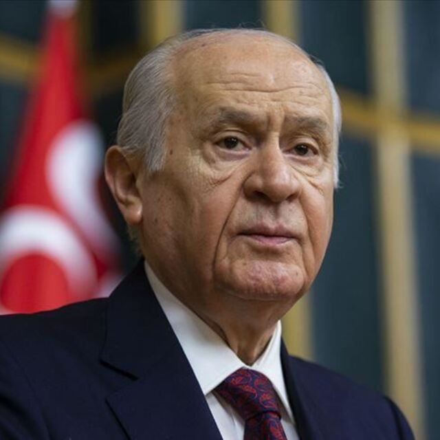 Bahçeli'den Cumhurbaşkanı Erdoğan'a tebrik telefonu
