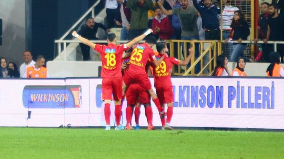 Büyüklere geçit yok!