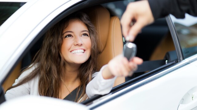 Özelde 27 ticaride 49 bin lira indirim