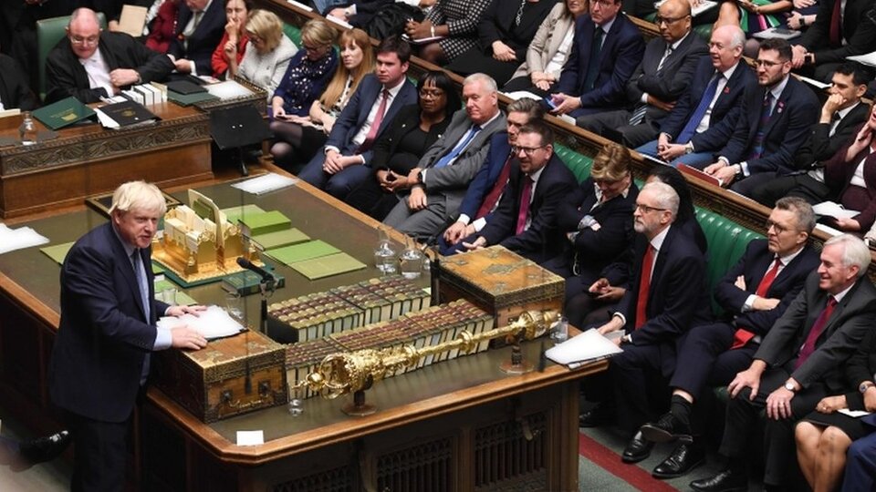 İngiltere basını: Johnson "parlamentoya karşı halk" temalı seçimin zeminini hazırlıyor