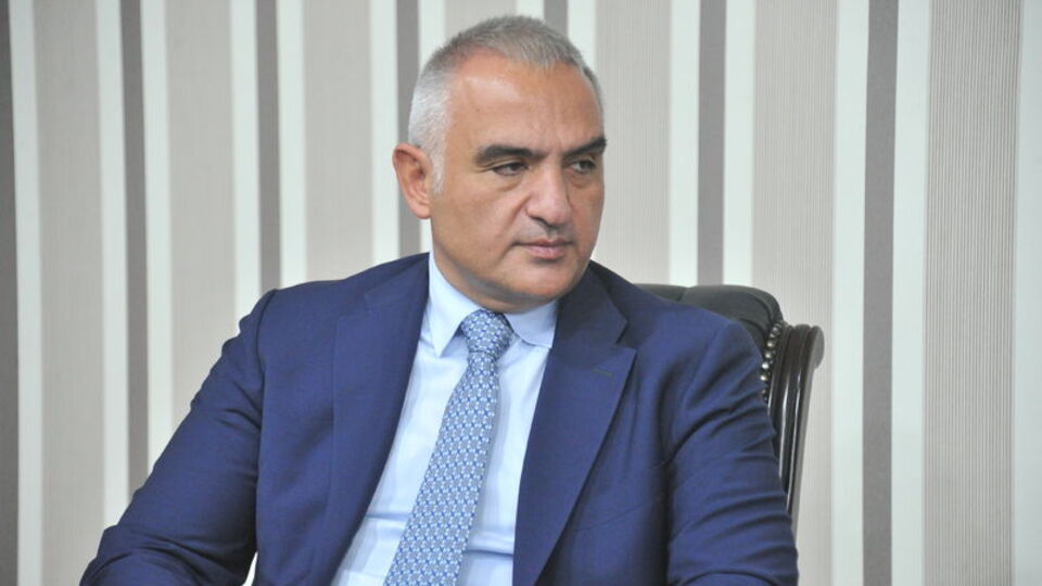 Bakan Ersoy, "2023 turizm stratejisi"ni açıkladı