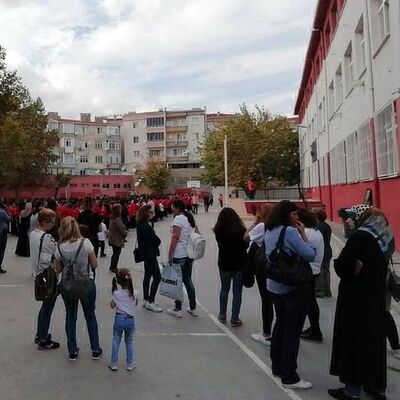 İstanbul'da 9 ilçede 14 okul tatil edildi