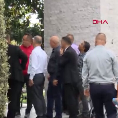 İBB'de şok! İmamoğlu'nun odasına tırmandı