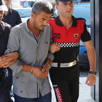 Antalya'da dehşet! Eş katili kanlı gömlekle adliyede!