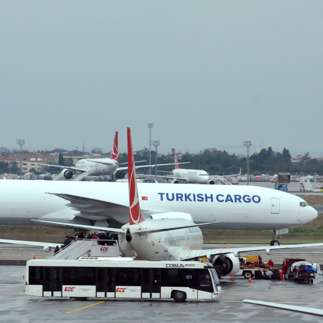 Hava yükünün yüzde 65'ini İstanbul omuzladı