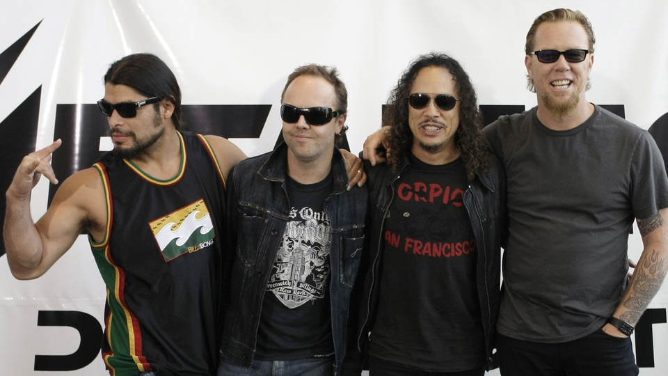 Metallica'dan hayranlarını üzen haber!
