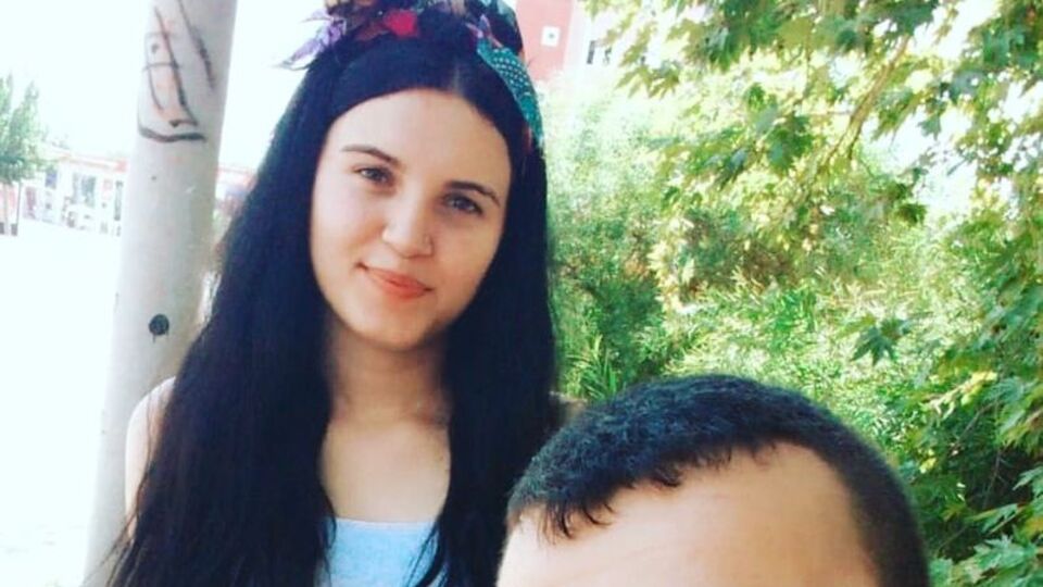 Melike, katilinden 15 metre kaçabilmiş