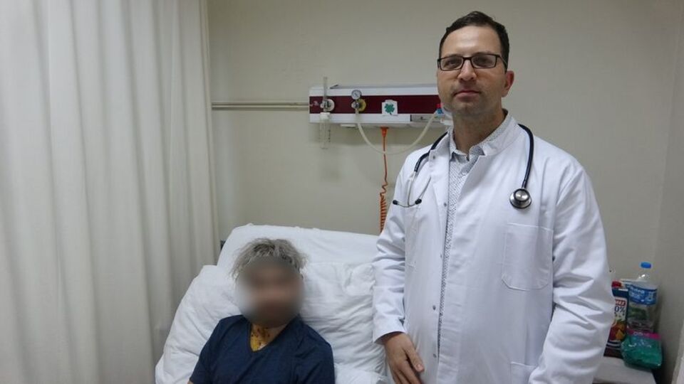 Akılalmaz tesadüf! Doktor hastanın kim olduğunu anlayınca...