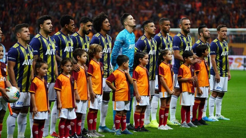 Kruse ve Babel'den İstiklal Marşı!