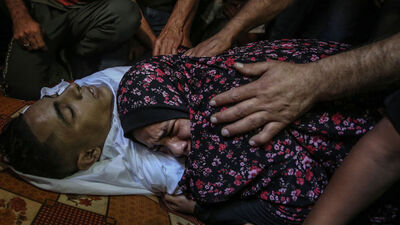 İsrail askeri vuruyor! Gazze ölüyor!