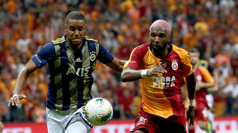 Fenerbahçe yenilmezlik serisini sürdürdü