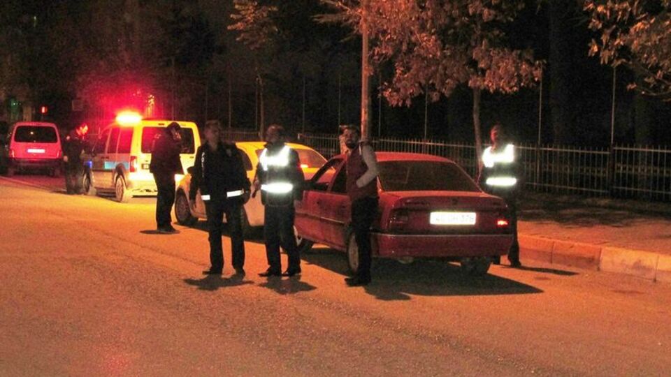 FETÖ şüphelisi lise müdürü gözaltında