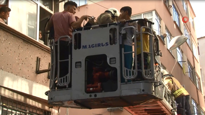 Fatih'te korkutan yangın!