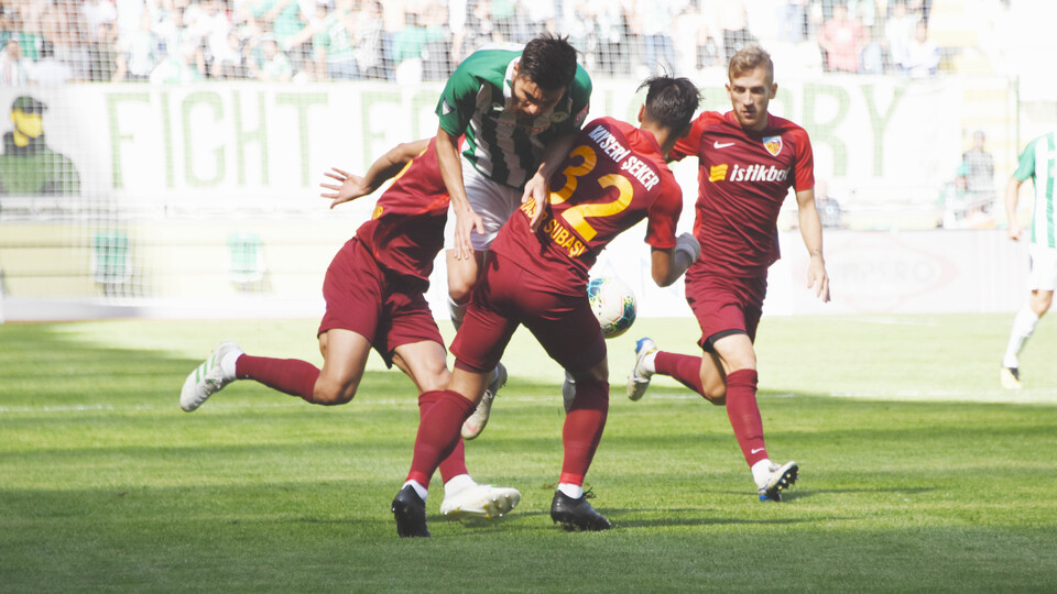 Konya'da olaylı maç!