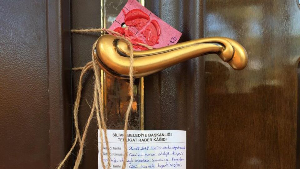 Silivri'de hasarlı 2 cami mühürlendi