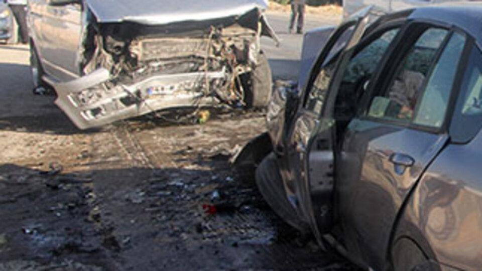 Nişan yolunda feci kaza! Ölü ve yaralılar var
