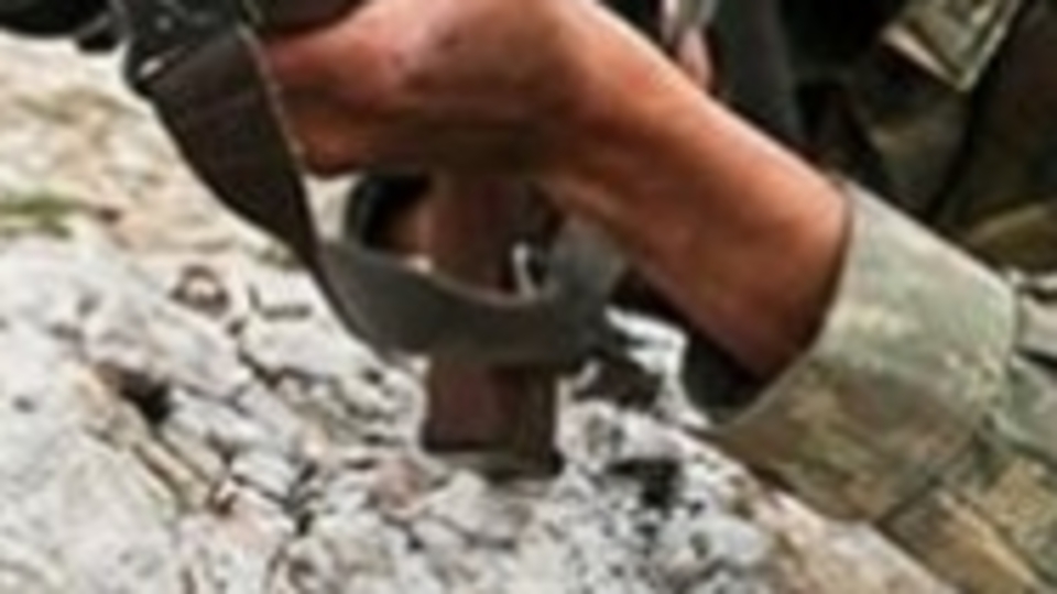 Üç terörist etkisiz hale getirildi