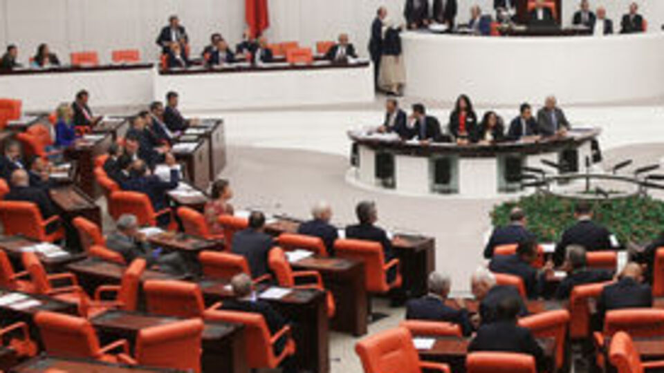 Meclis yoğun gündemle mesai yapacak!