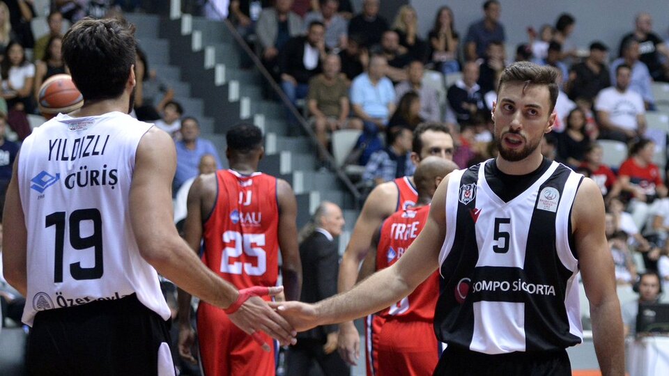 Beşiktaş S. S. galibiyetle başladı