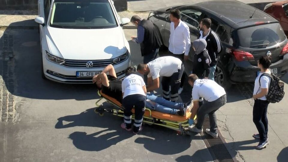 Yenibosna'da silahlı saldırı: 2 yaralı