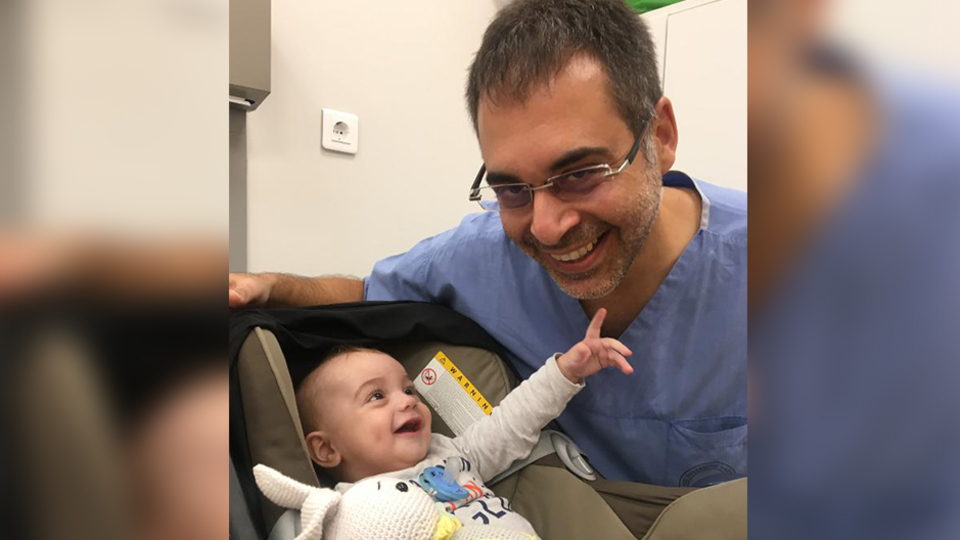 Hollandalı doktorlar "olmaz", Türk doktorlar "olur" dedi