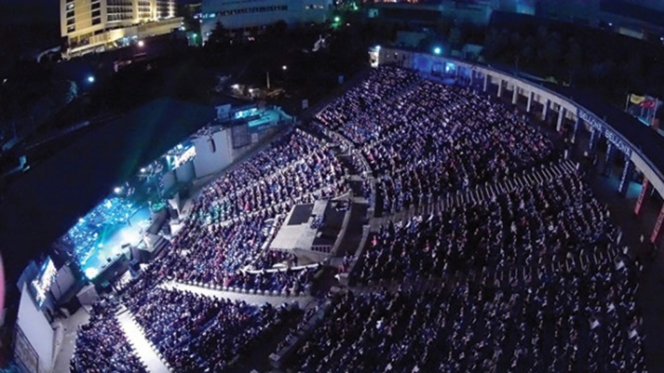 2 Ekim hangi konser var?