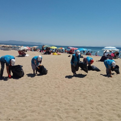 Balıkesir'de sahil atıkları gelir oldu