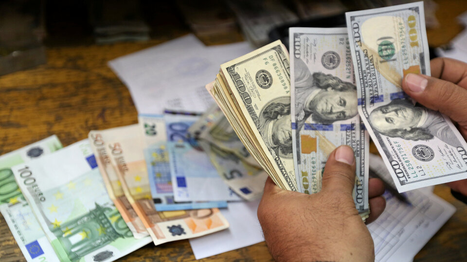 Dolar enflasyon sonrası hareketli