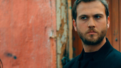 Çukur evimiz, Yamaç babamız!