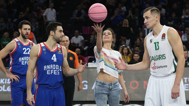 Yandex Navigasyon’dan “Pembe Top Sahada” Projesine Destek