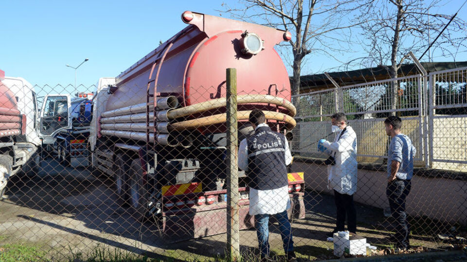 Tuzla'daki kokuyu 'bilirkişi' çözecek
