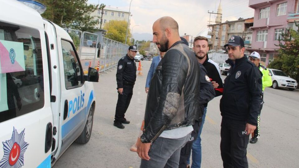 Lüks araçlarla yaptıkları görüntülendi! Rekor ceza aldı