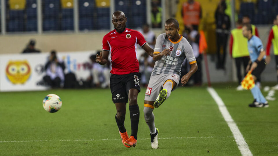 Mariano, cezalı duruma düştü!