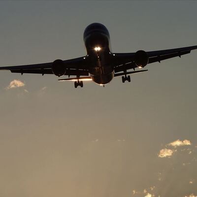 Uçak biletinde tavan 450 TL'ye çıktı