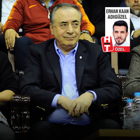 Terim'in sözlerinin ardından uçağa binmediler!