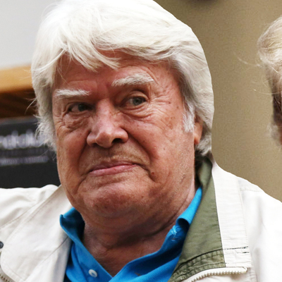 Cüneyt Arkın'dan Amerika tepkisi