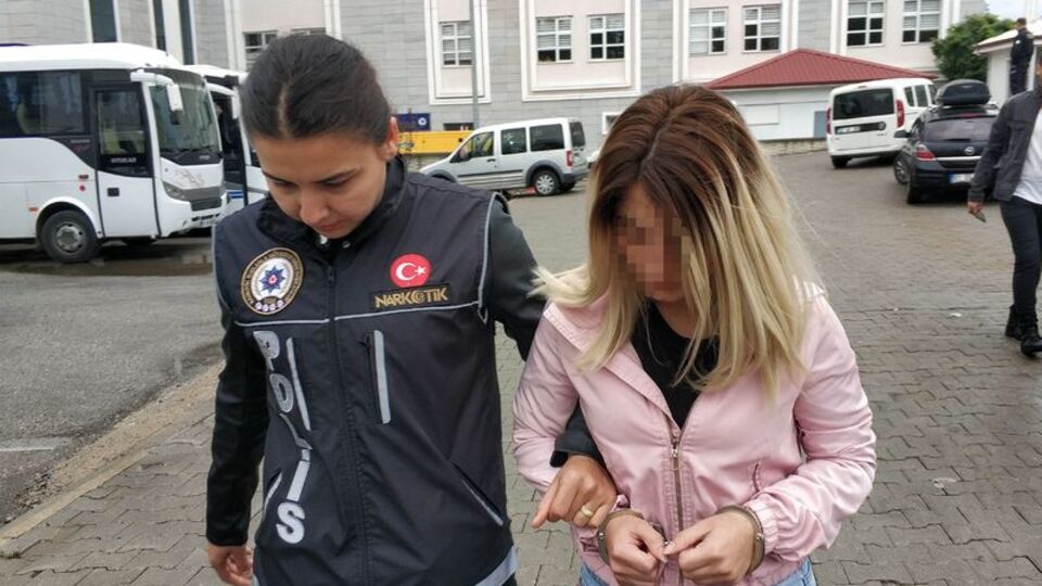 Çocuk bakıcısına uyuşturucudan gözaltı