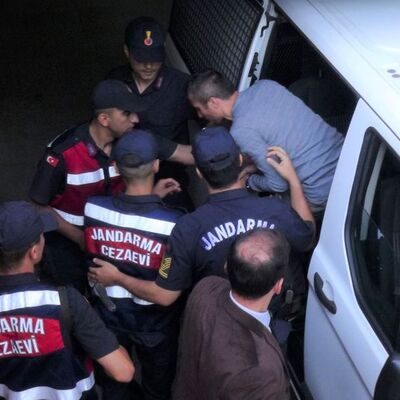 Kocasını böyle savundu: Onu terk ederdim