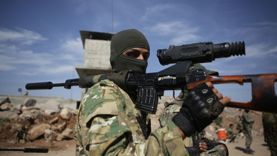 Suriye Milli Ordusu Fırat'ın doğusuna girdi