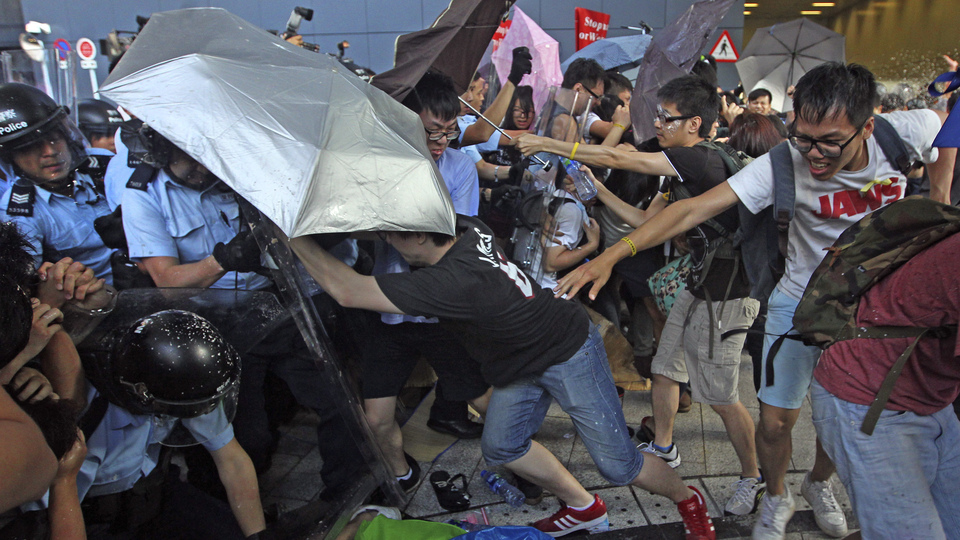 Apple, Pekin'i kızdıran mobil uygulamayı kaldırdı