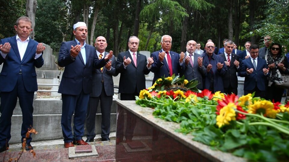 Galatasaray'da Ali Sami Yen mezarı başında anıldı