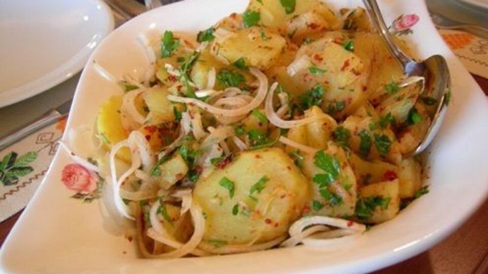 Patates salatası nasıl yapılır?