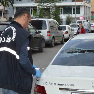 Akılalmaz olay! Gaziye demir levhayla saldırı
