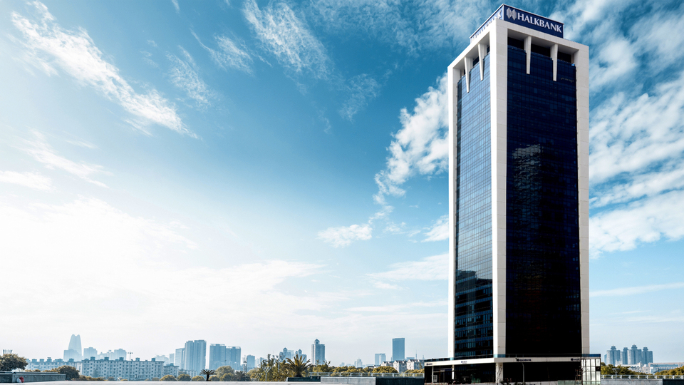 Halkbank, "güvenceli çek" ile ödemeleri garantiye alıyor